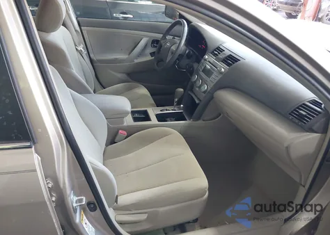 2007 Toyota Camry Le z USA, uszkodzony, nr VIN 4T1BE46K17U610630